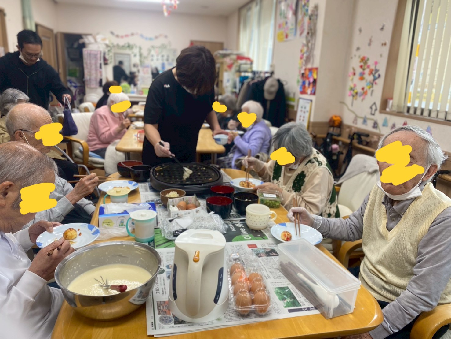 【大阪市平野区】料理で心と体を元気に！白ゆりグループの「たこ焼き実習」がもたらす驚きの効果🐙✨